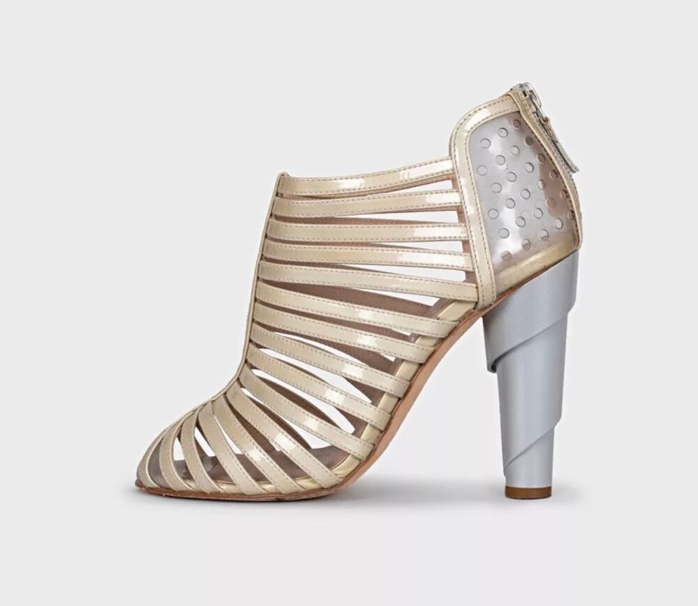Chanel Cruise 2009 Gold Sculpted Heel PumpsSz.36